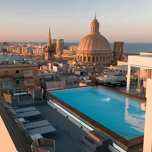 4* Otel The Embassy